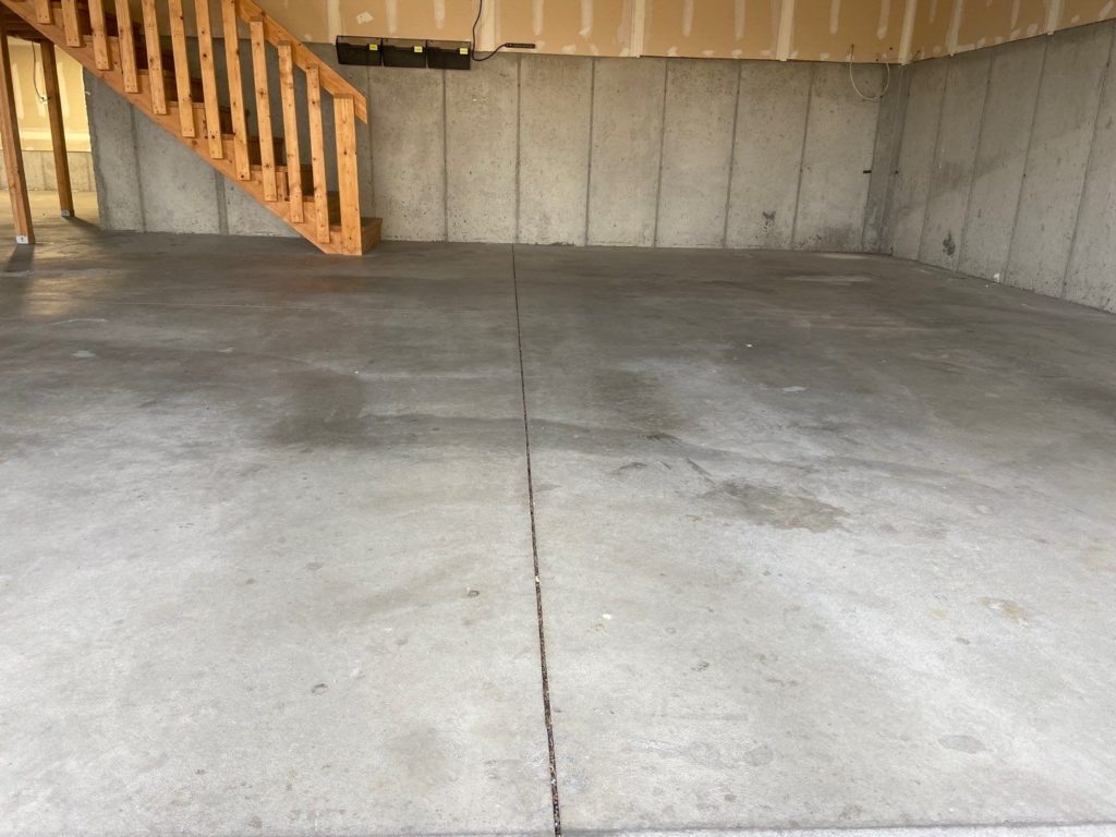 Epoxy Garage Floors in West Haven Utah - 3 Car Garage