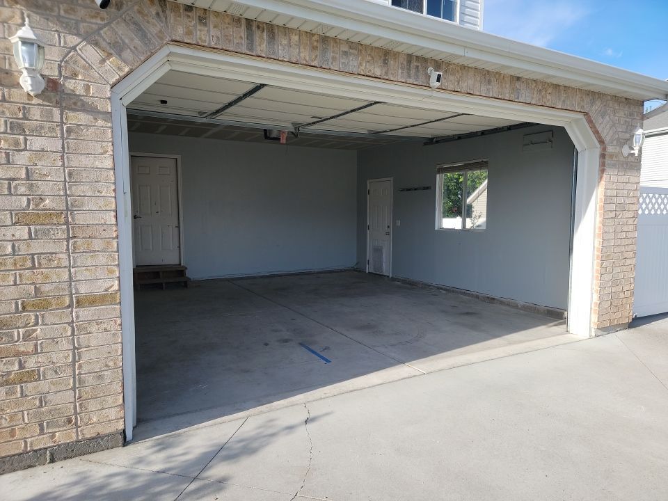 2 Car Garage Floor Coating in Harrisville Utah 2 Car Garage Floor Coating in Harrisville Utah