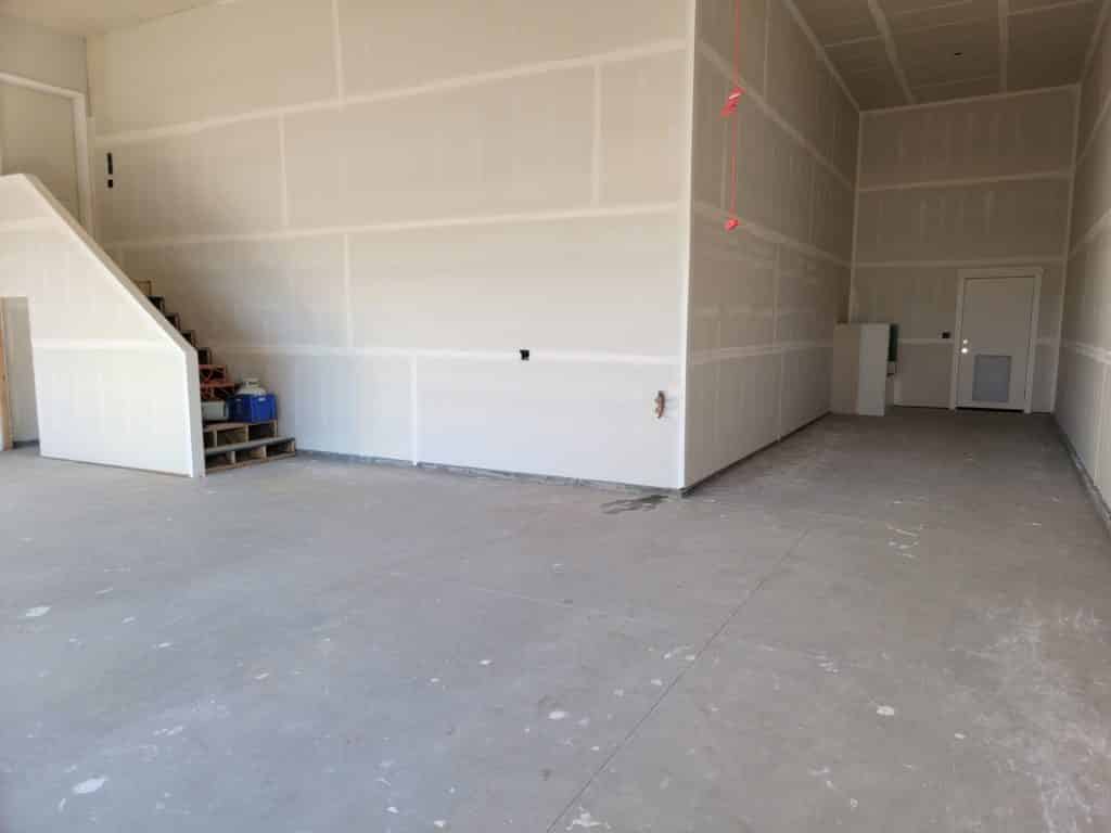 3 Car Garage Epoxy Coating in Ogden Utah - Steamboat