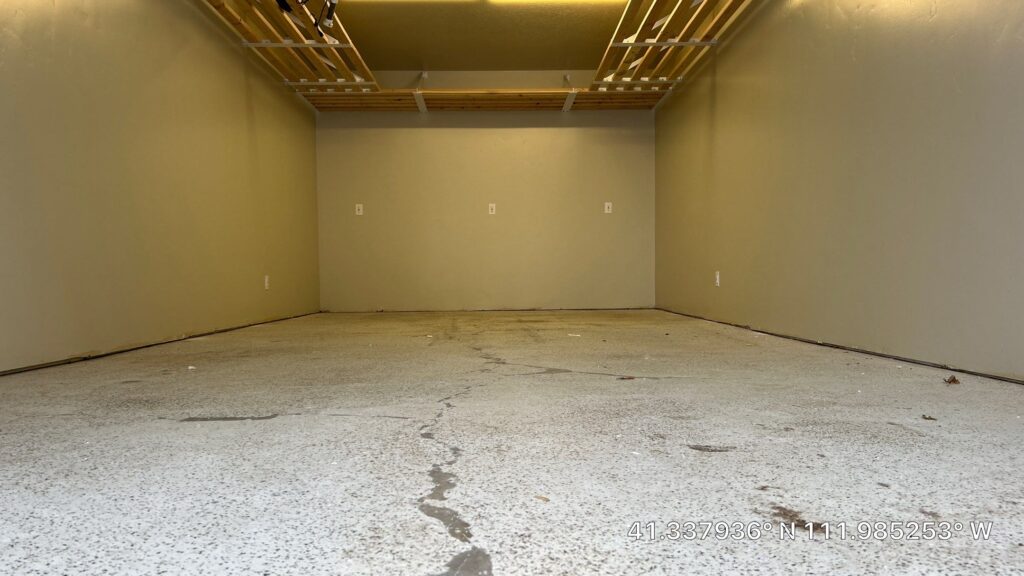 Sedona Color Garage Floor Coating in Pleasant View, Utah