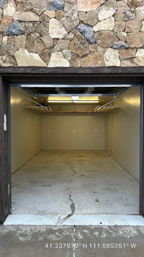 Sedona Color Garage Floor Coating in Pleasant View, Utah
