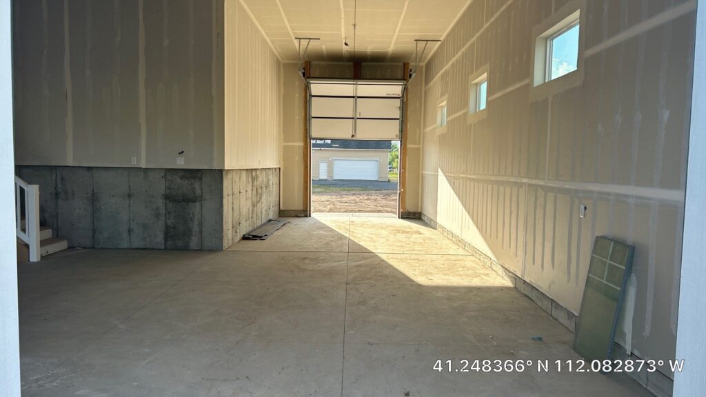 Gravel Flake Garage Floor in Ogden, Utah