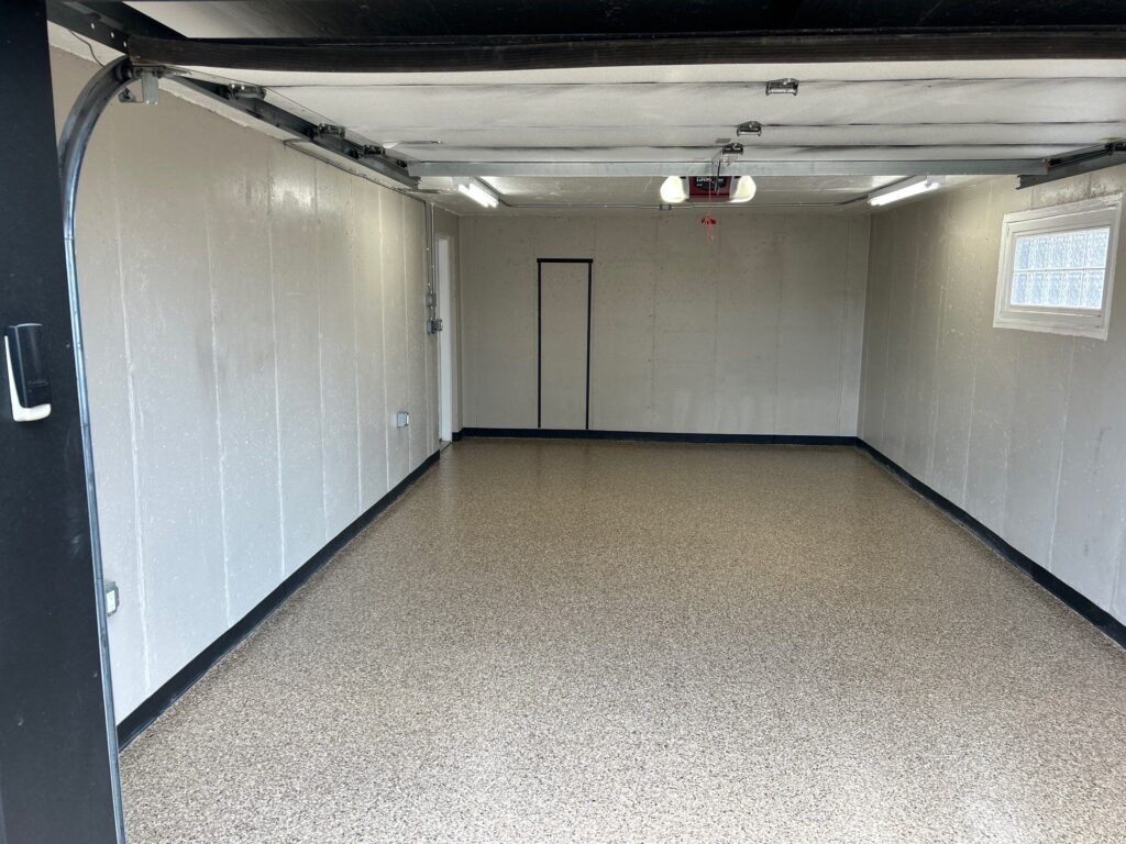 Shoreline Flake Garage Floor Coating - Kaysville, Utah