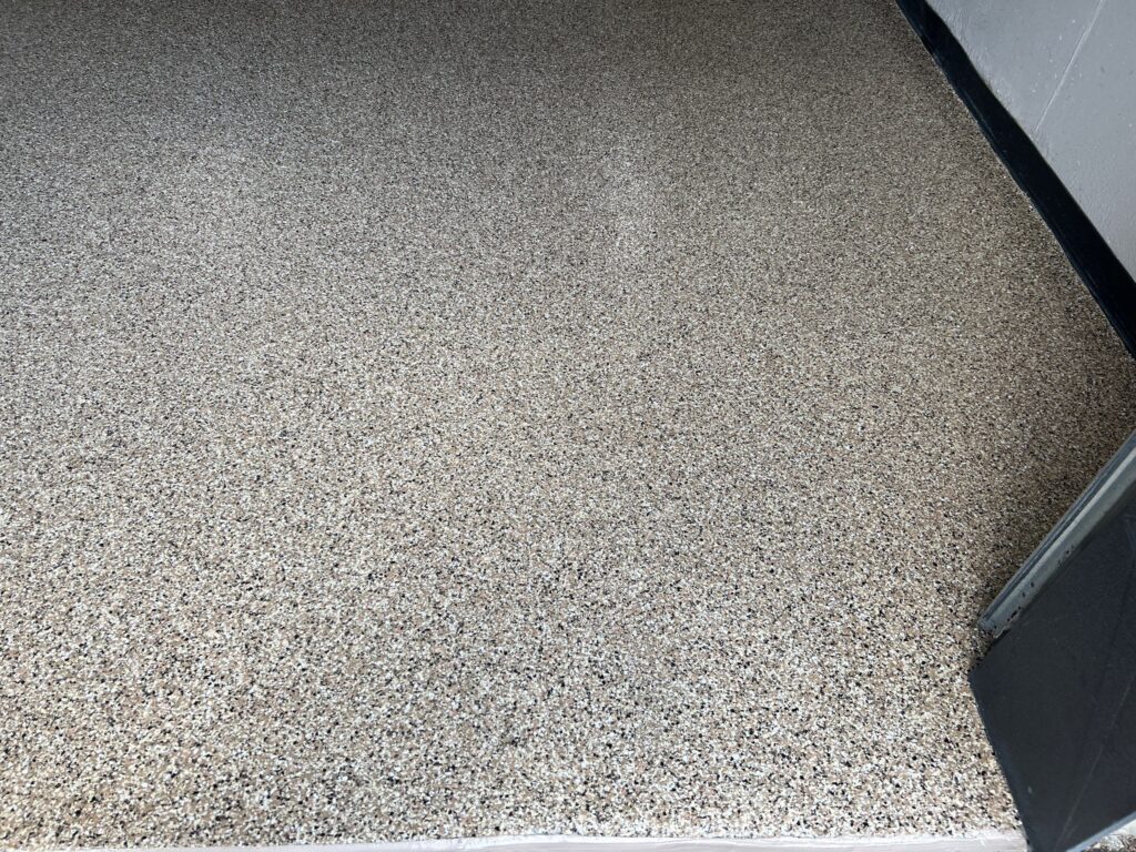 Shoreline Flake Garage Floor Coating - Kaysville, Utah