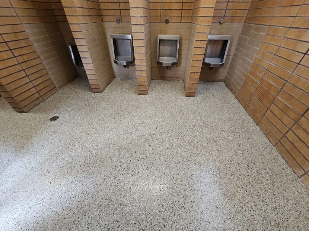 Willow Park Bathrooms in Shoreline Flake - Logan, Utah