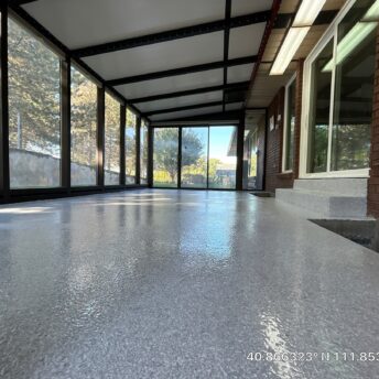 bountiful-backporch-slate-flake