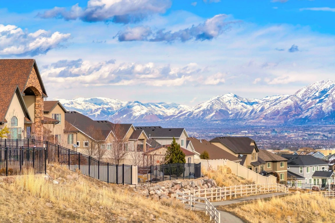 Why Polyaspartic Coatings Work So Well To Combat Freeze-Thaw Cycle Damage Freeze-Thaw Cycle - Ogden, UT